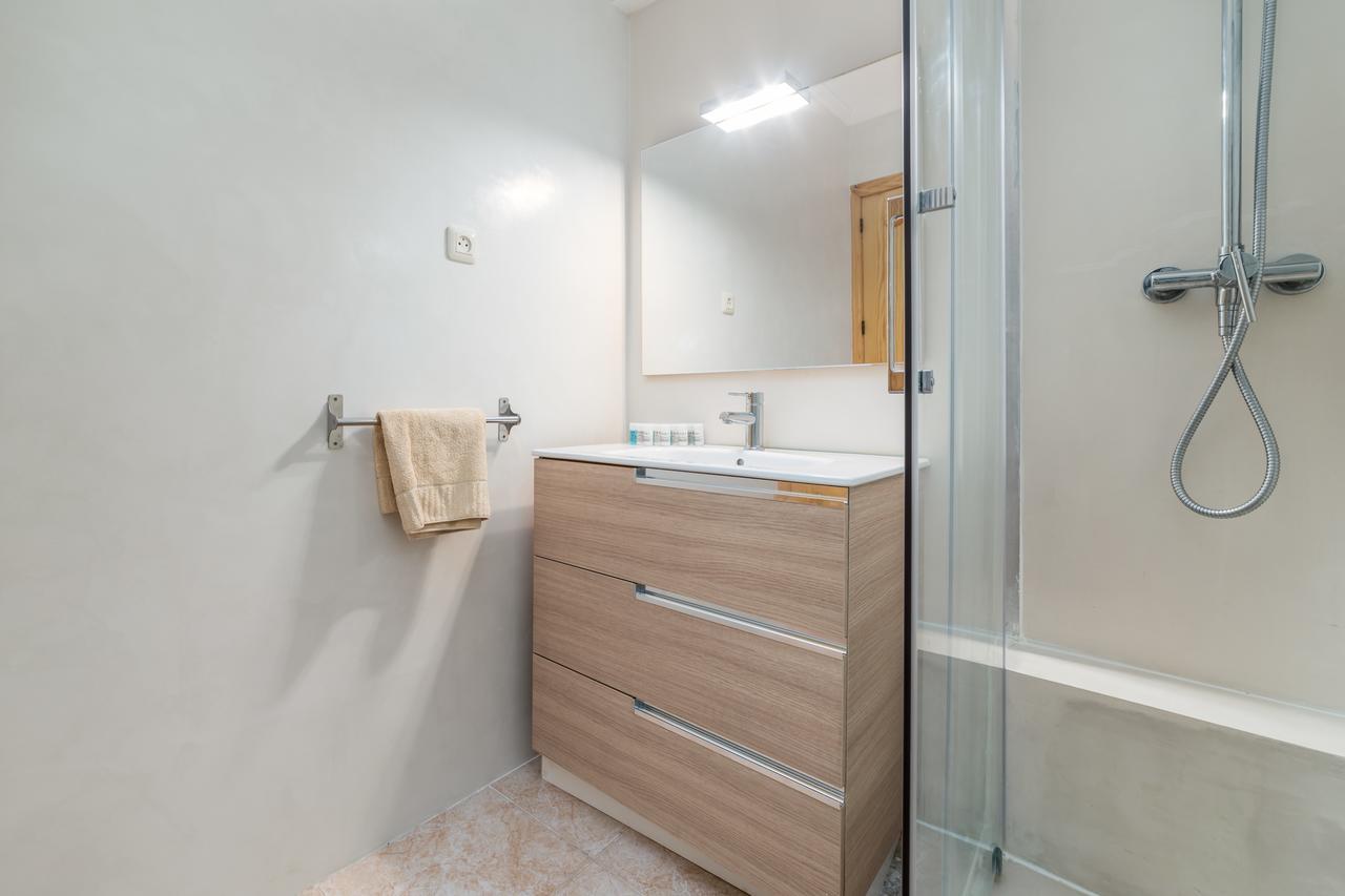 Travel Habitat Jardines De Viveros 瓦伦西亚 外观 照片